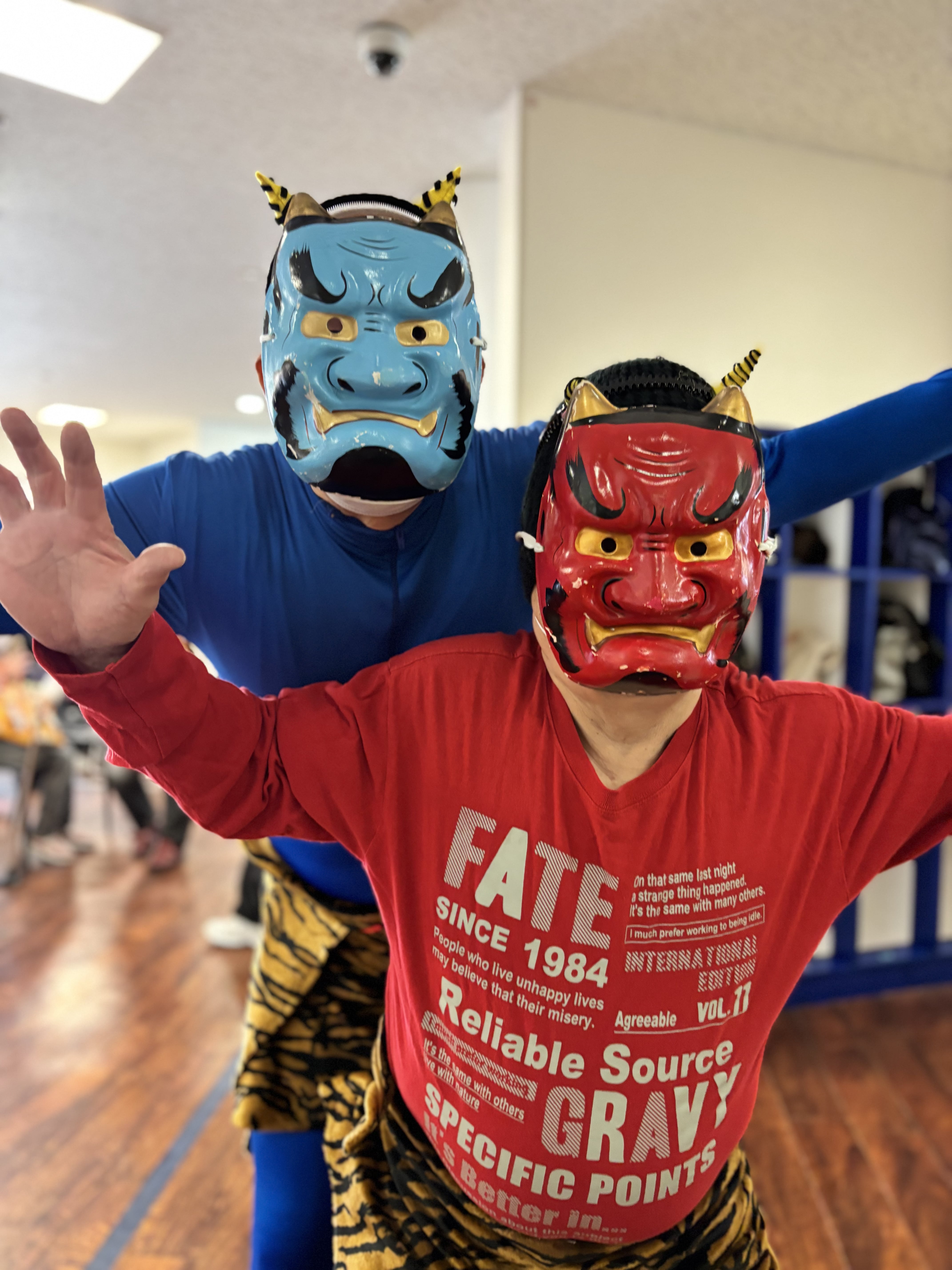 節分で鬼の仮装をしたスタッフ